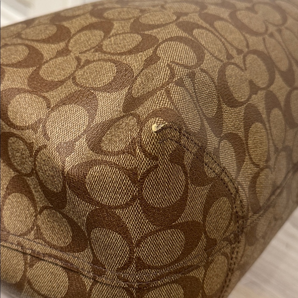 Coach Tote Signature Brown City Tote Large Bag - Picture 11 of 17